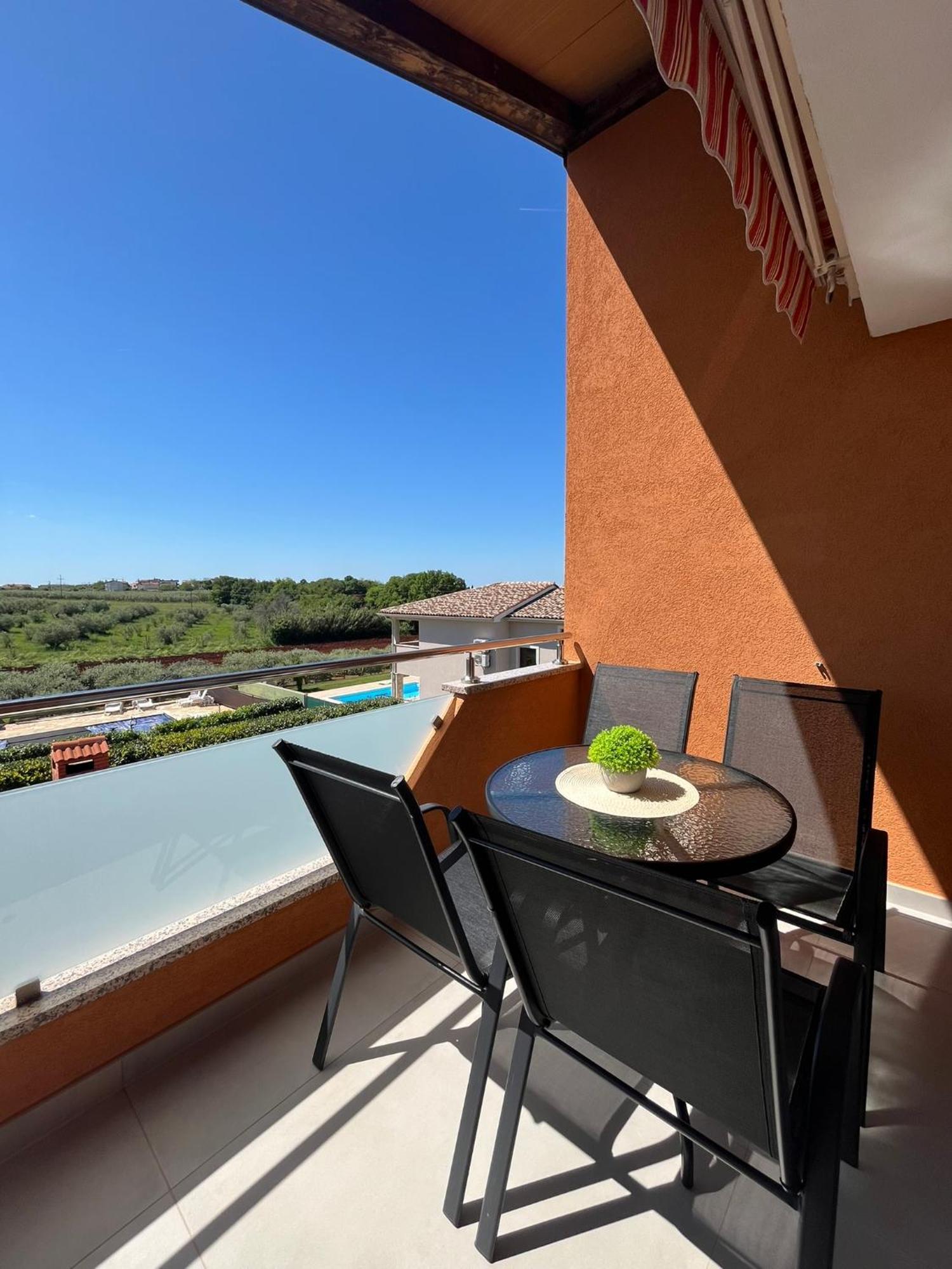 Apartments Contessa Новиград Екстериор снимка