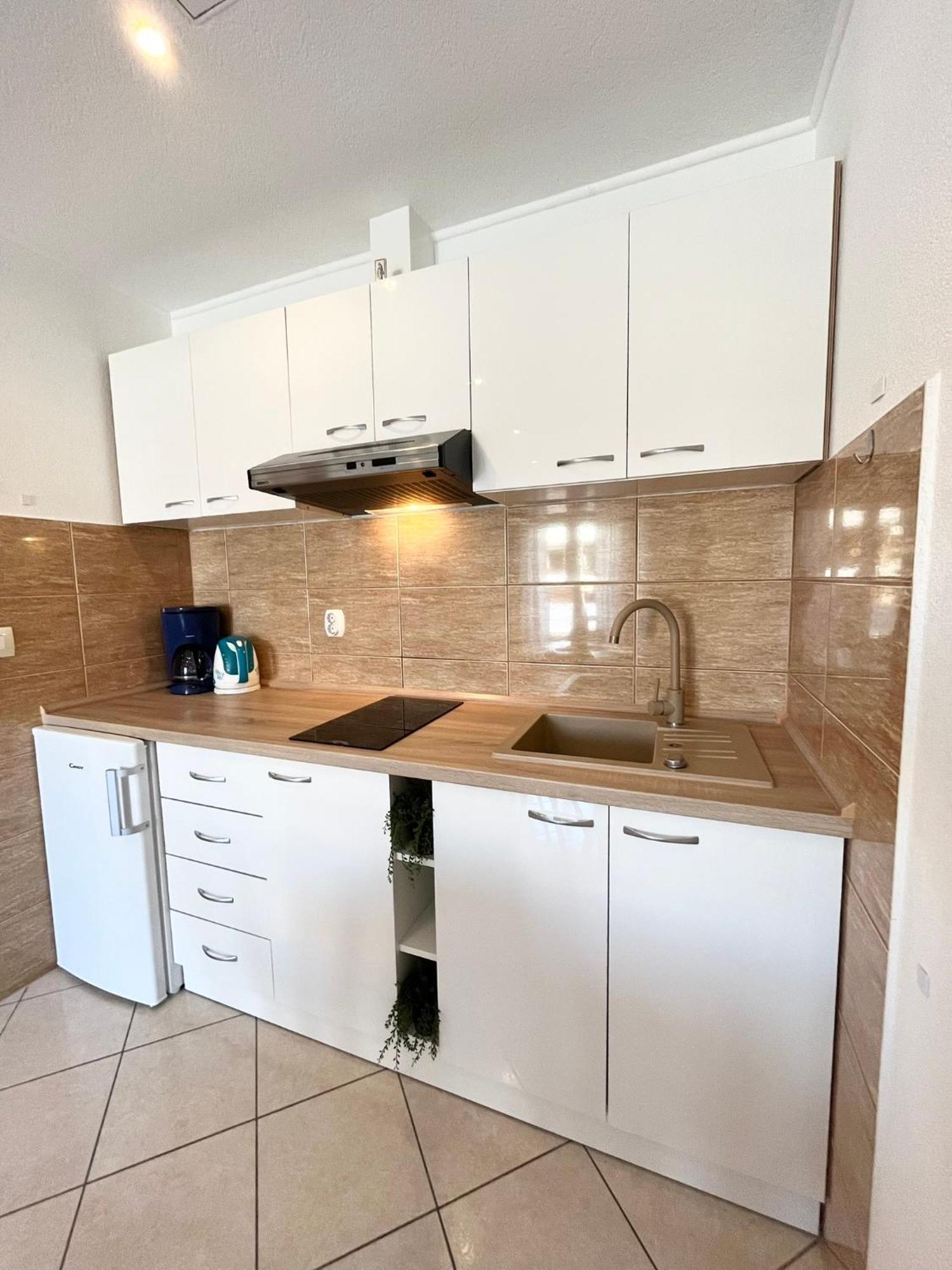 Apartments Contessa Новиград Екстериор снимка